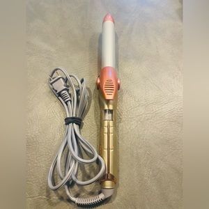 INFINITIPRO BY CONAIR Frizz Free 1-inch Titanium Ceramic Curling Iron- Rose Gold